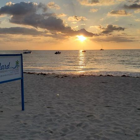 Yard Beach House Negril Exteriör bild