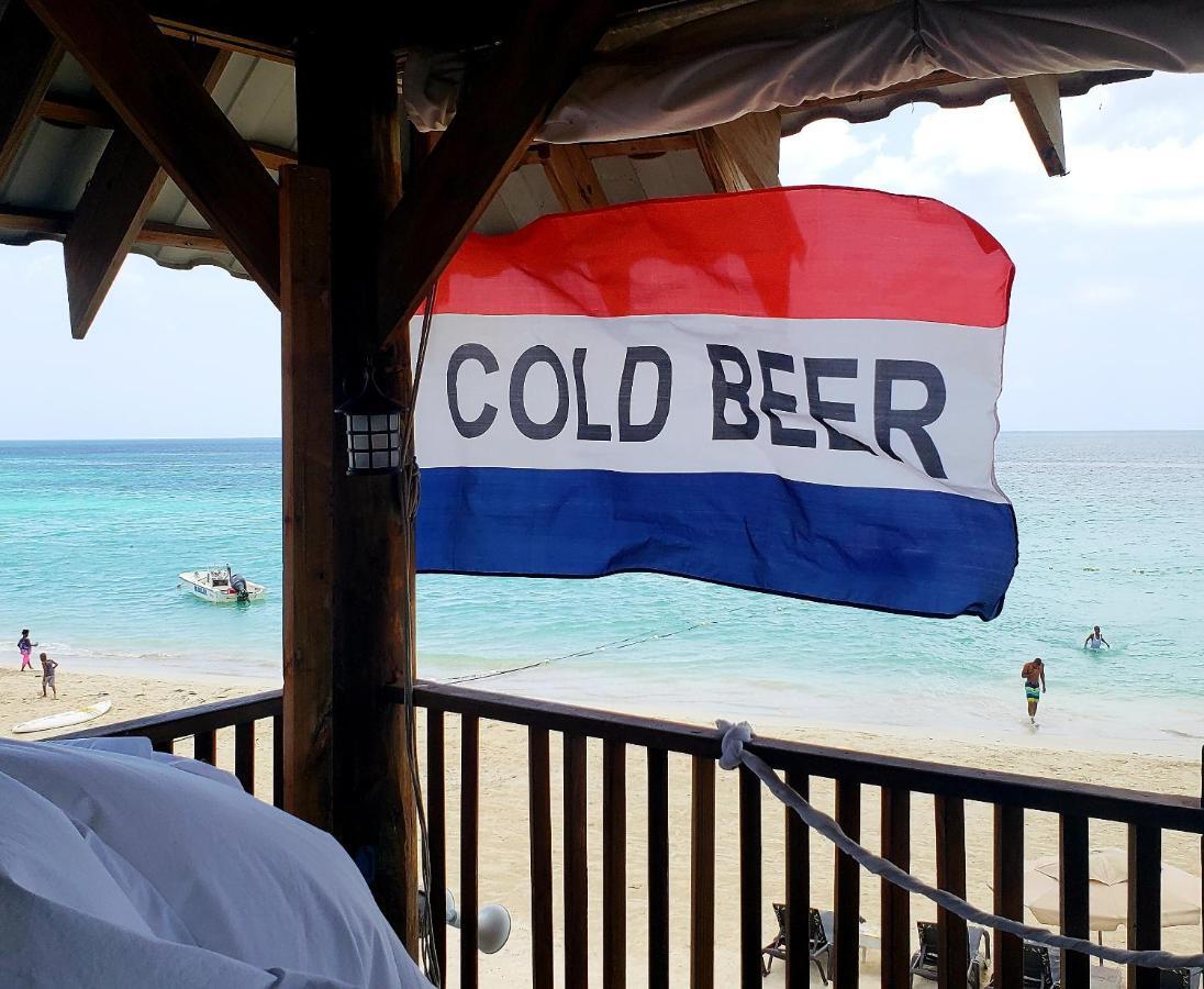 Yard Beach House Negril Exteriör bild